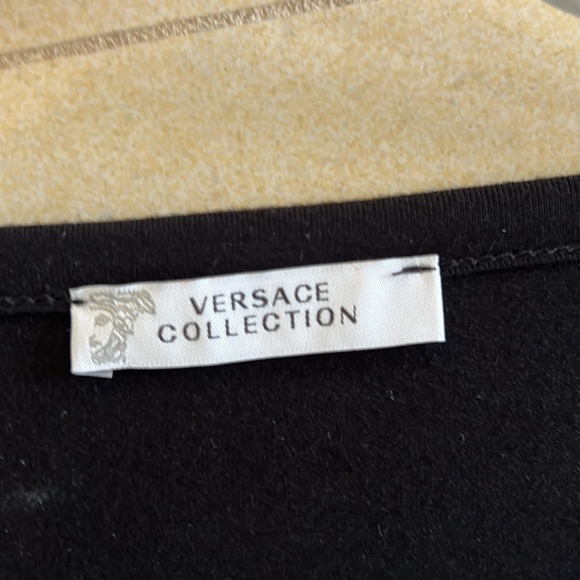 Versace - Picture 4 of 8